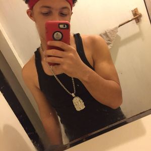 Meet your Posher, Malik